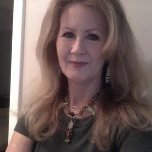 Meet your Posher, Carrie